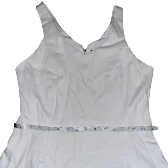 Dex Sleeveless White Dress V-Neck Medium - Picture 6 of 8